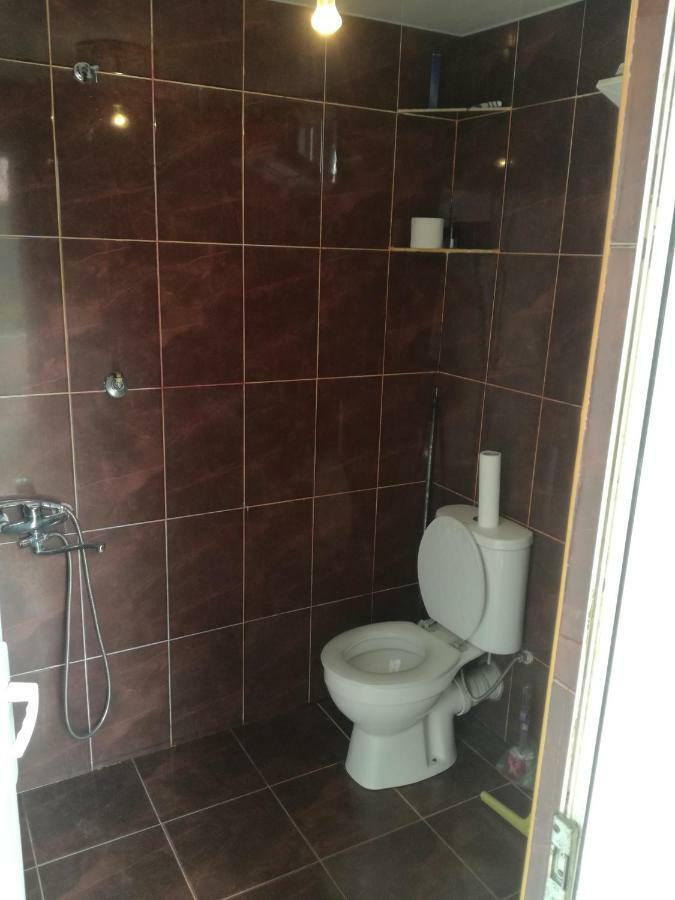 Guest House Nino Batumi Exterior photo